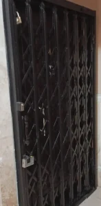 درب آکاردئونی در قم