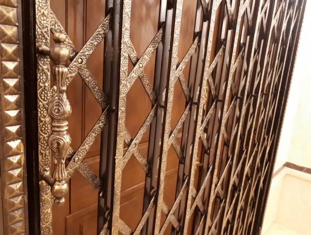حفاظ آکاردئونی دو خم نقش دار